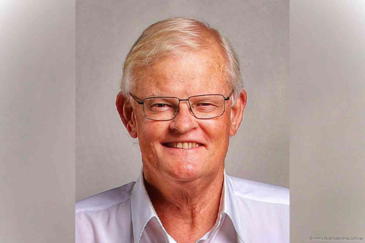Aviation journalist Geoffrey Thomas dies aged 74