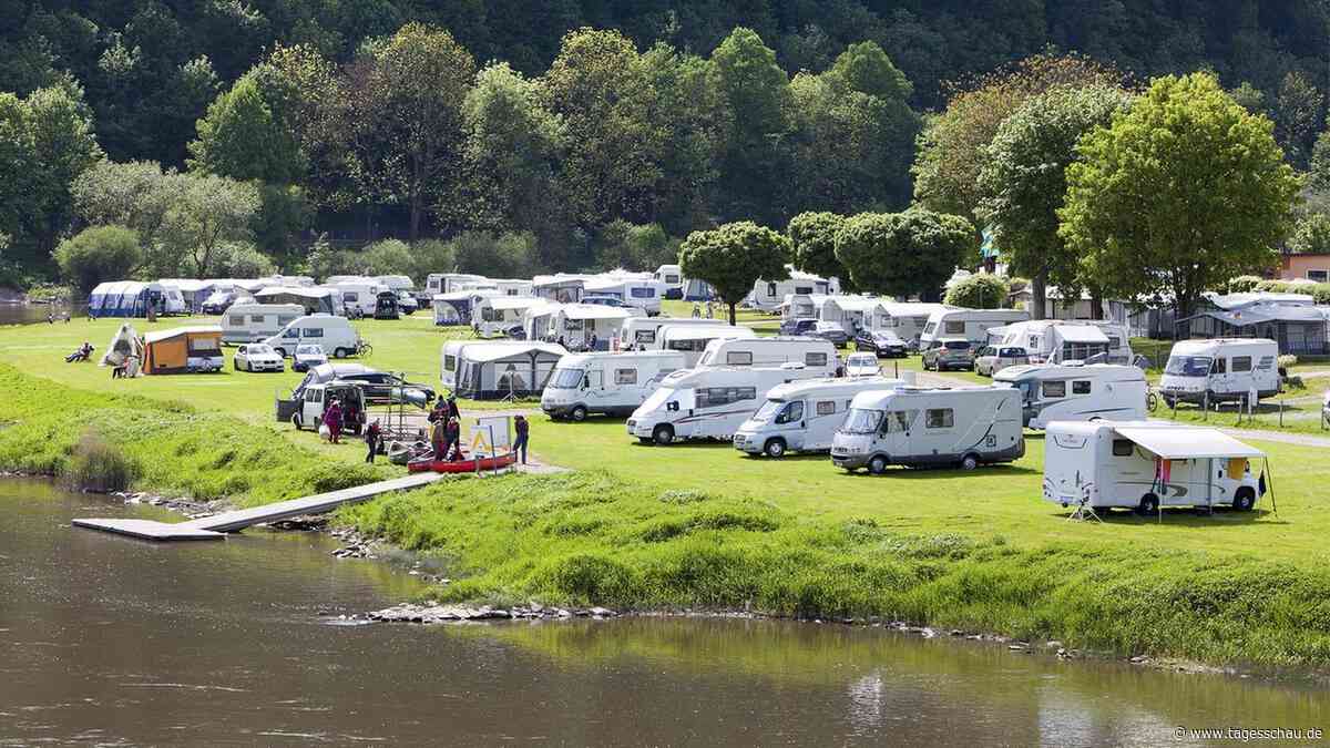 Wie der Urlaub trotz gestiegener Preise bezahlbar bleibt