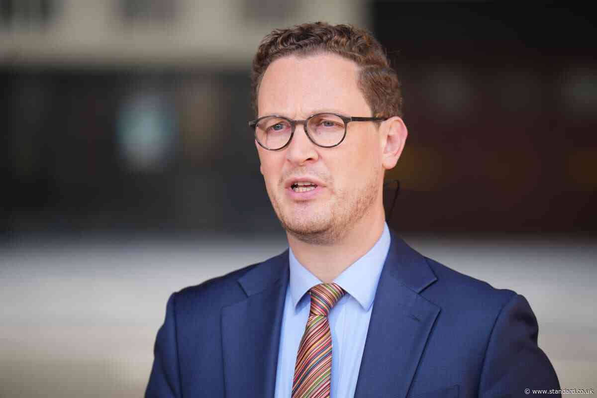 Minister Darren Jones told Mandelson he was ‘so sorry’ in undisclosed message