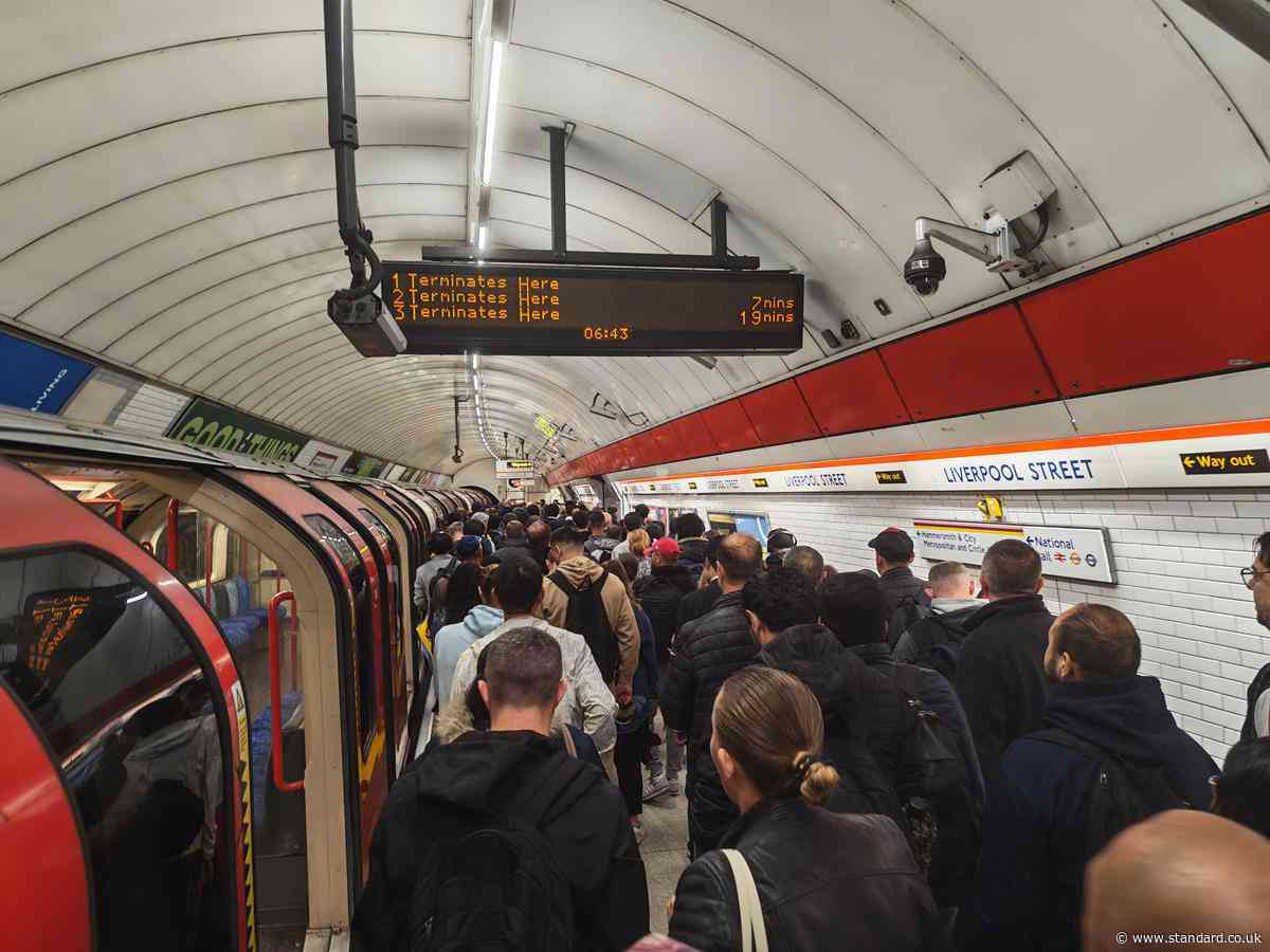 London Tube strike: RMT tells other union members to use the Underground on walkout days