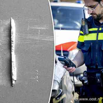 Man (61) rijdt onder invloed van drank en drugs met 2 kinderen op bijrijdersstoel