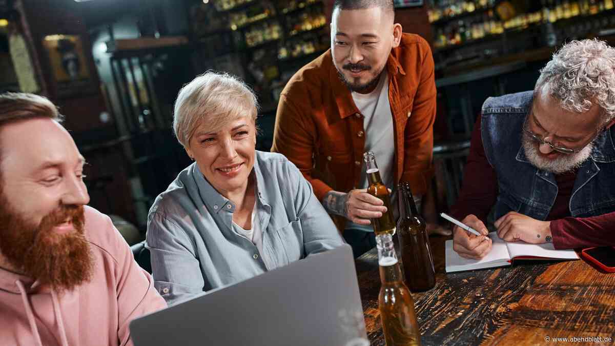 Wissensdurst löschen: In Hamburger Kneipen gibt es Anfang Juni „Wissen vom Fass“