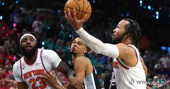 Basketballers New York Knicks poetsen grote achterstand weg en beginnen met zege aan NBA Finals