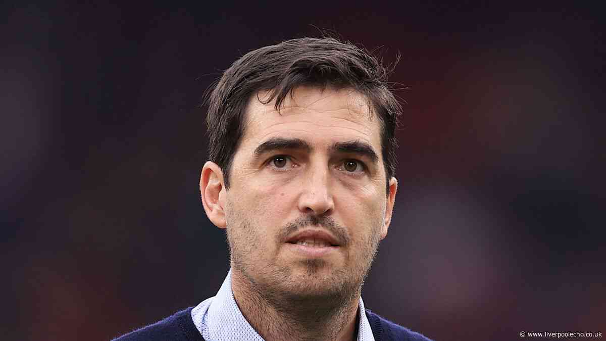 Andoni Iraola on his way to Liverpool and due to arrive in hours