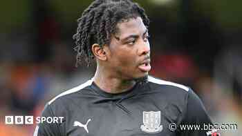 Torquay United sign striker Westendorf