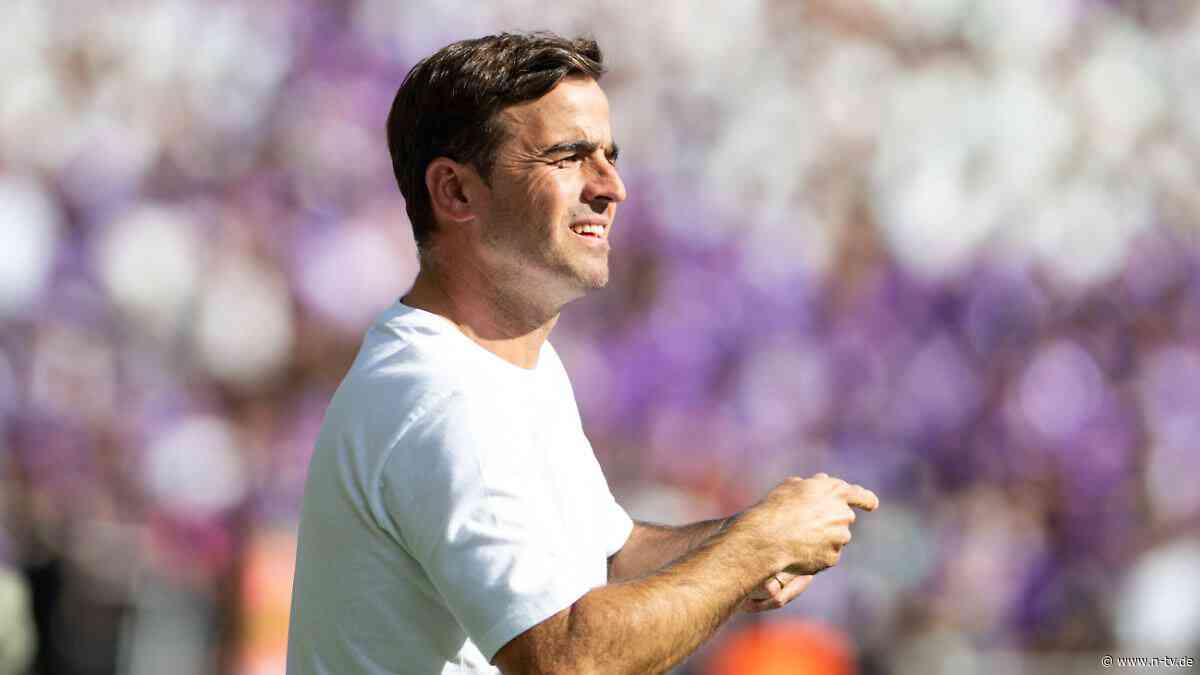 Hjulmand muss gehen: Berichte: Leverkusen holt Carlos Martinez Novell als neuen Trainer