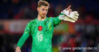 Oranje-debutant Roefs overtreft al zijn grootste voetbaldromen, het ‘sprookje’ duurt voort