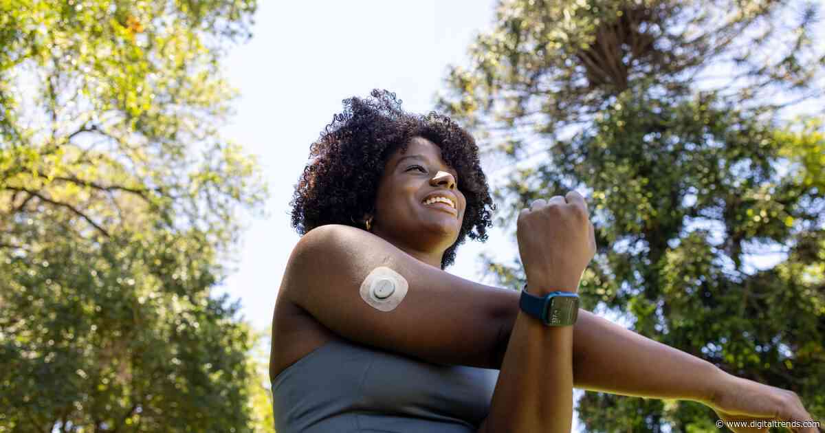 AI fitness coach senses the muscle mechanics as you exercise and prevents rookie injuries