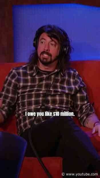 Dave Grohl Thanks Howard for Helping "Everlong" (2011)