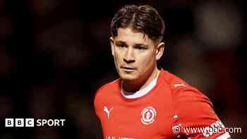 Notts County sign midfielder Sanders from Crewe