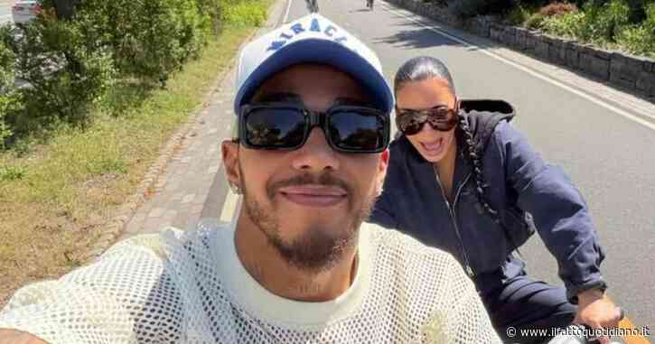 Mesi di indiscrezioni e incontri segreti, poi la foto che conferma tutto: Kim Kardashian e Lewis Hamilton sono una coppia