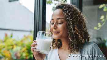 Oncologist says common drink can help slash risk of bowel cancer 17pc