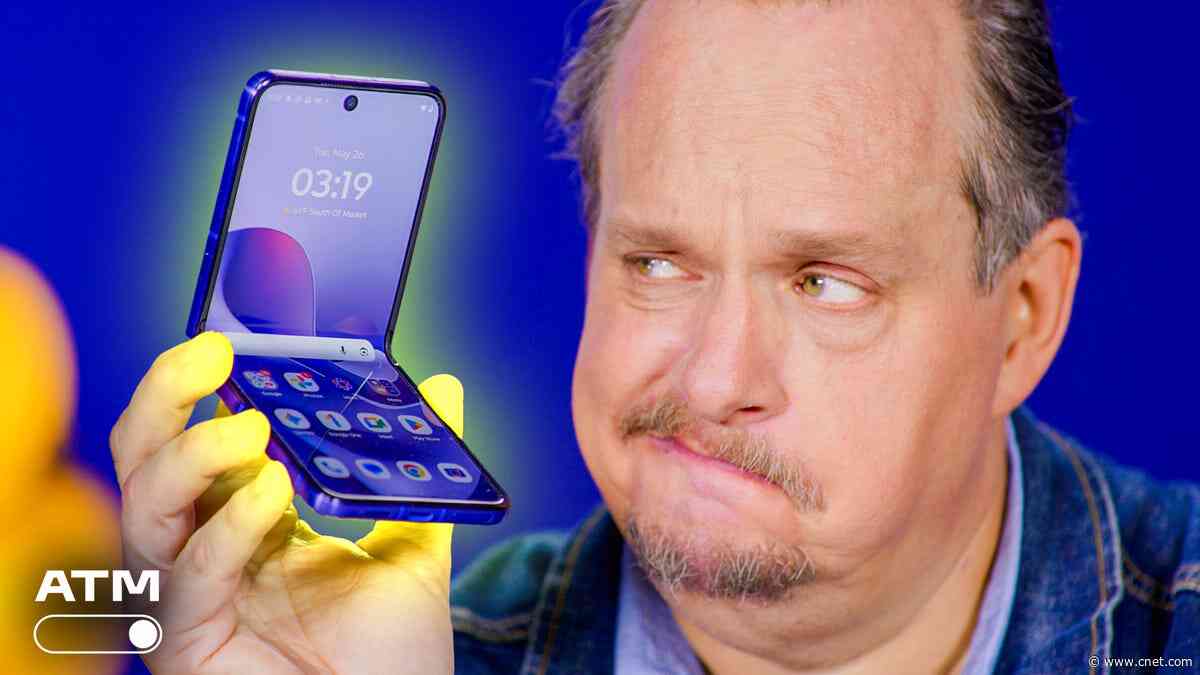 I Tested the Razr Ultra 2026 and Think Motorola Has Lost Its Mind video
