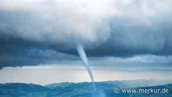 Wetter in Deutschland dreht durch: DWD warnt vor Tornados – diese Bundesländer sind besonders betroffen