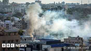 Heavy gunfire in Somali capital as row over election delay escalates