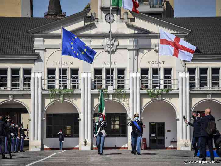 Accuse di abusi su sette allievi: arrestato un docente di italiano della scuola militare Teuliè di Milano