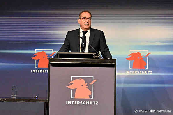 Feuerwehr-Branchentreff in Hannover mit drängenden Zukunftsfragen auch für die Region Ulm