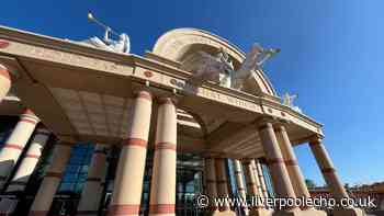 Huge Trafford Centre event cancelled as families left 'hundreds of pounds out of pocket'