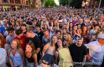 Photos: Fitz and the Tantrums, Vertical Horizon rock Belmont on Broadway