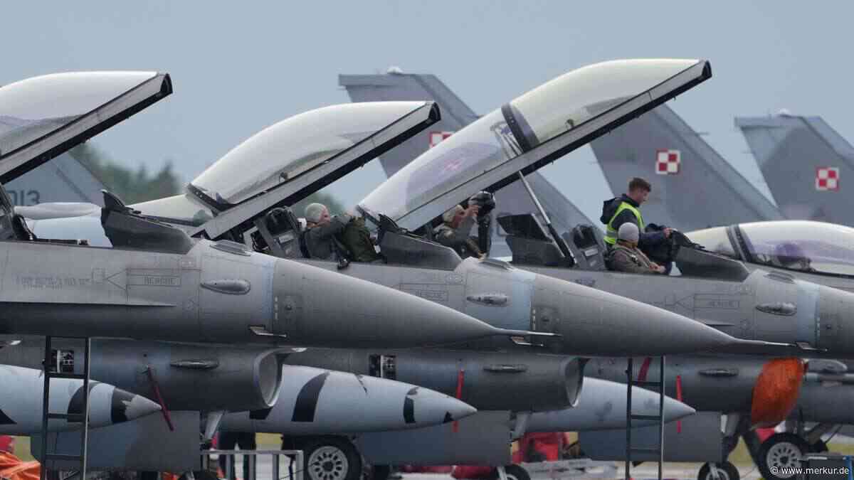 F-16, Drohnen, Flugzeugträger: Trumps massiver NATO-Rückzug trifft Europa hart – die brisante Liste