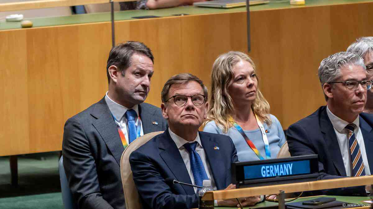 Berlin Tag & Macht: Die Welt hat gewählt: Deutschland zahlt, Österreich entscheidet