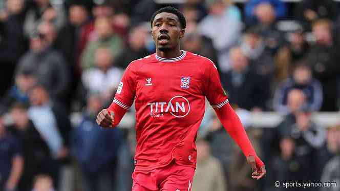 York City accept Hearts offer for Fagan-Walcott