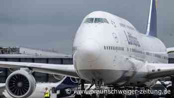 Boeing 787 klappt am Flughafen-Frankfurt zusammen – Video zeigt brisante Szene