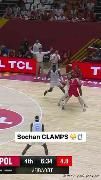 Jeremy Sochan is a MENACE on defense 😤🇵🇱 #FIBAOQT