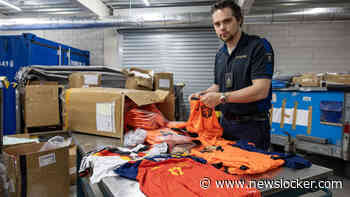 Nepshirts WK-voetbal overspoelen Nederland: ’Je geld kan zelfs bij terroristen komen’