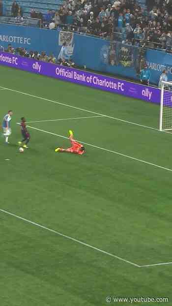Look back at Matt Turner's fitting final save before heading to the FIFA World Cup 🧤 #nerevs