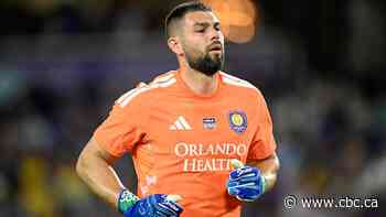Maxime Crépeau named Canada's starting goalkeeper for World Cup