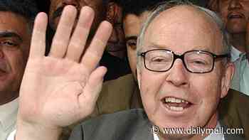 Hans Blix scoured Iraq two decades ago for WMD: Now he has a very stark warning for Trump and 'contemptuous' Hegseth