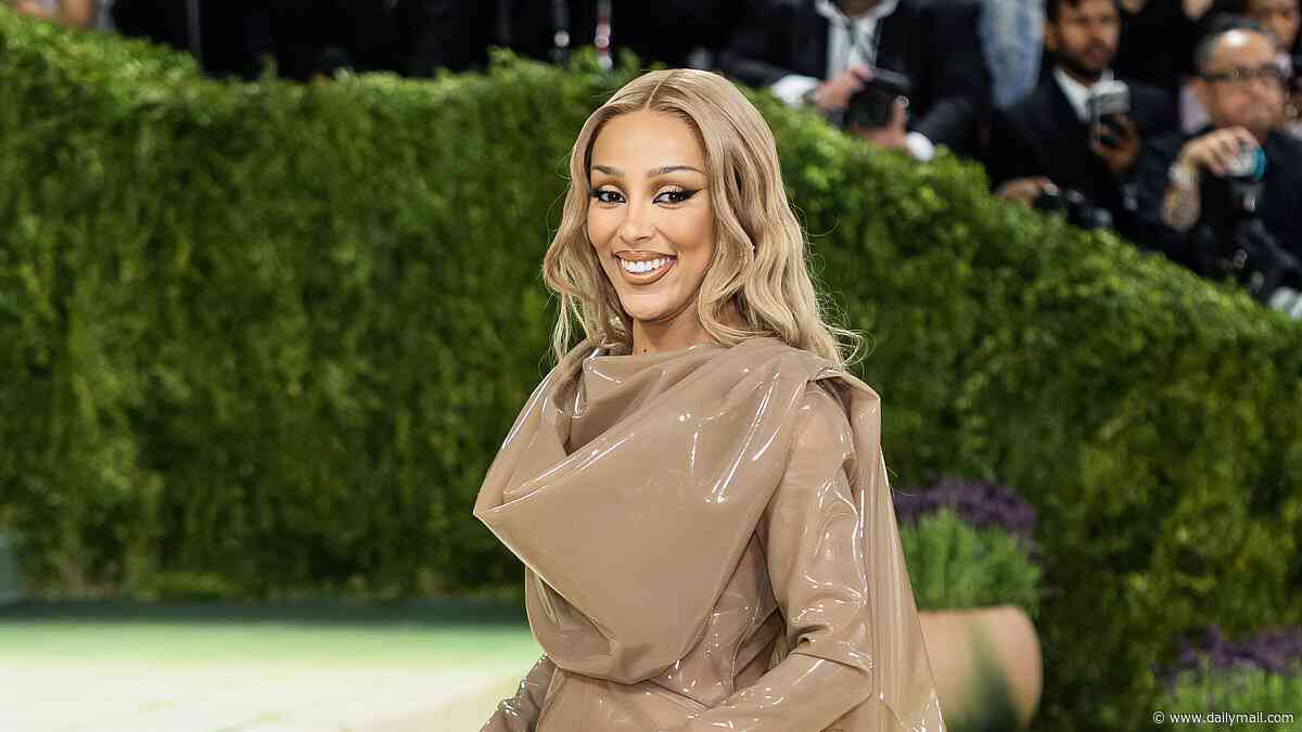 Doja Cat blasts Elon Musk as 'barrel-chested Ewok' who looks like a 'frog' in unhinged rant demanding changes to X