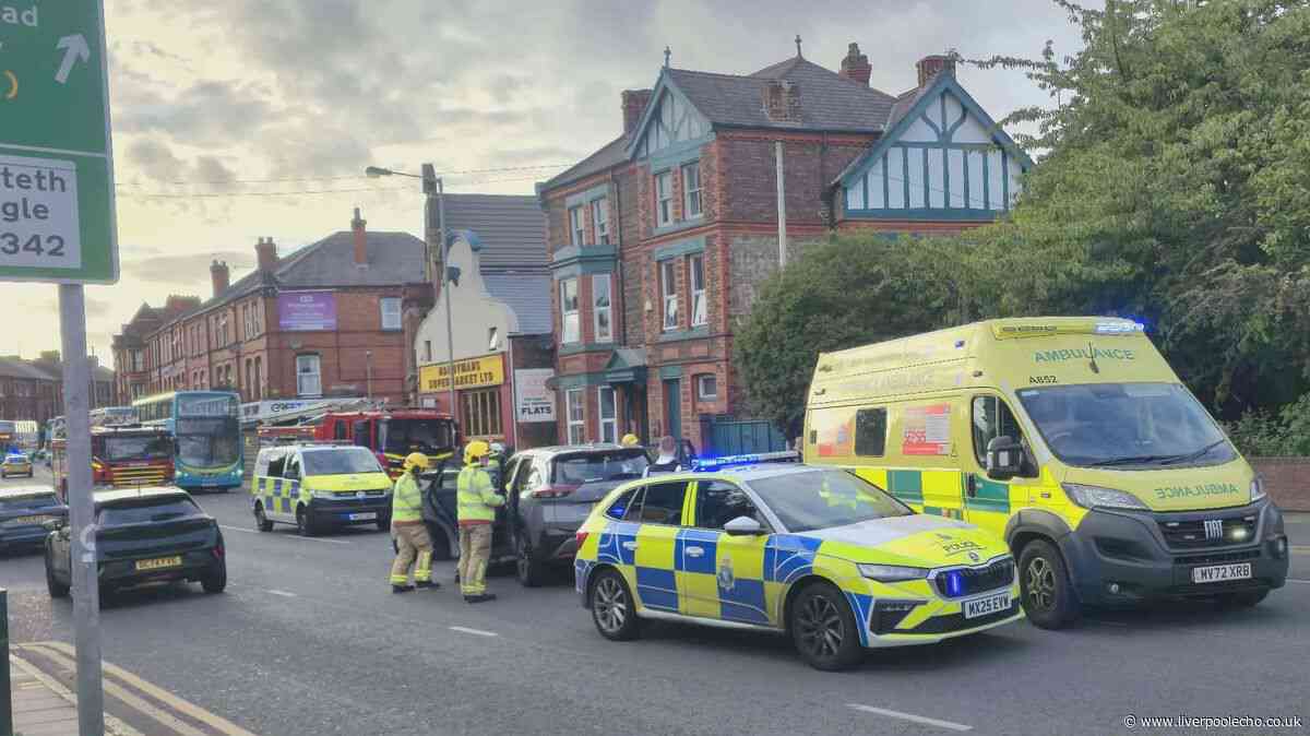 Smithdown Road live as crash brings traffic to a standstill