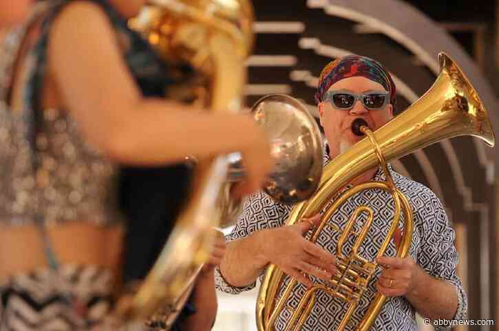 Circus band, Latin folk music, live painting coming to Chilliwack Mural Festival