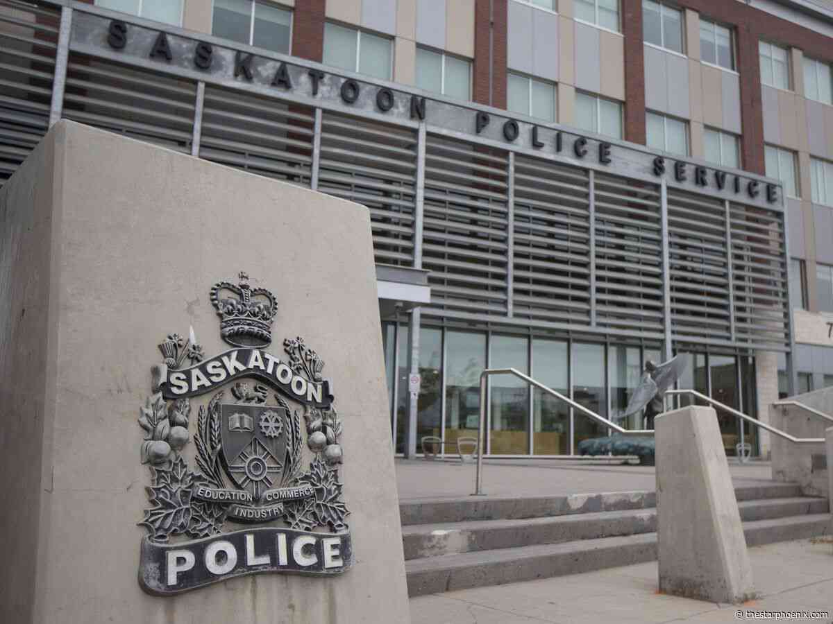 Man arrested for allegedly taking 'inappropriate' photos of women at U of S