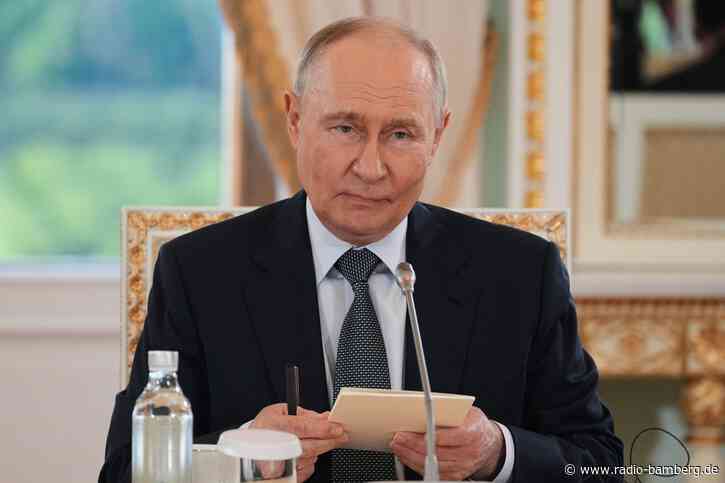 Putin gibt sich siegesgewiss – Selenskyj bietet Treffen an