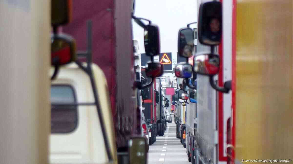 Muss Lkw-Fahrer immer auch in den Frontspiegel schauen?