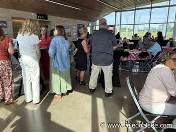 Community leaders urge support for literacy efforts