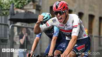 Magnier claims third Giro stage victory
