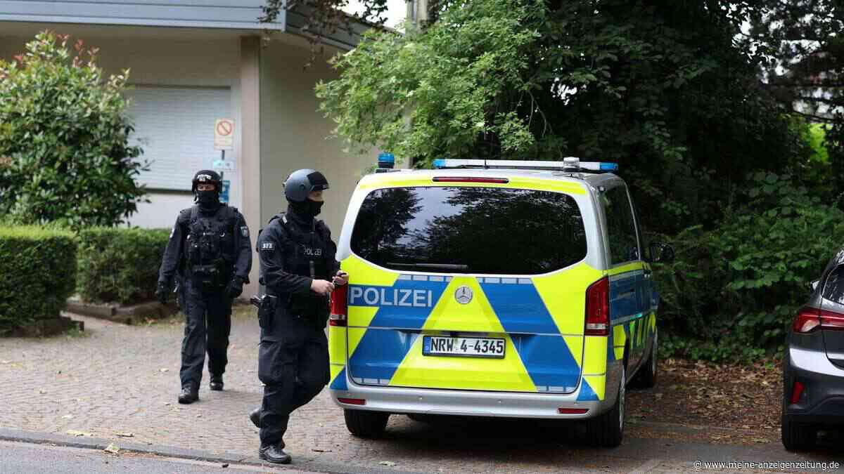 Razzien nach Angriff auf Polizei bei Feier von Großfamilie