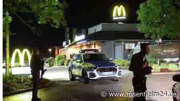 Messer-Mann (40) versetzt Personal und Gäste von  McDonalds-Filiale in Angst und Schrecken