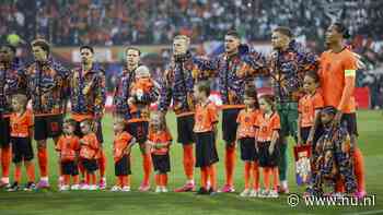 Ook reservespelers gaan tijdens WK het veld op voor volksliederen
