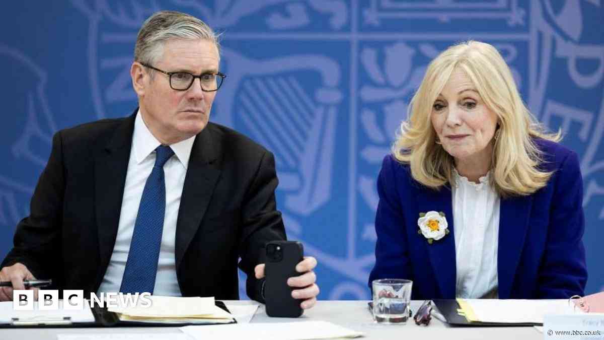 PM says 'let's get on' with building tram network
