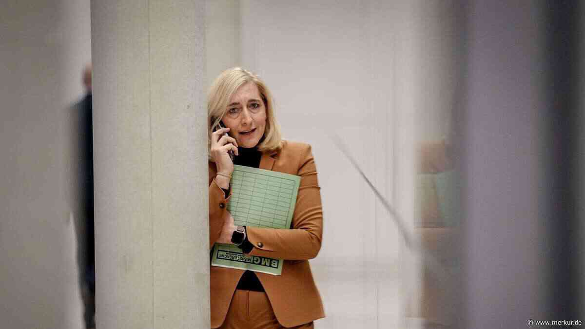 „Ein Schlag ins Gesicht der Kommunen“: Massive Kritik von Städtetag und Pflegerat an Warkens Reformplänen