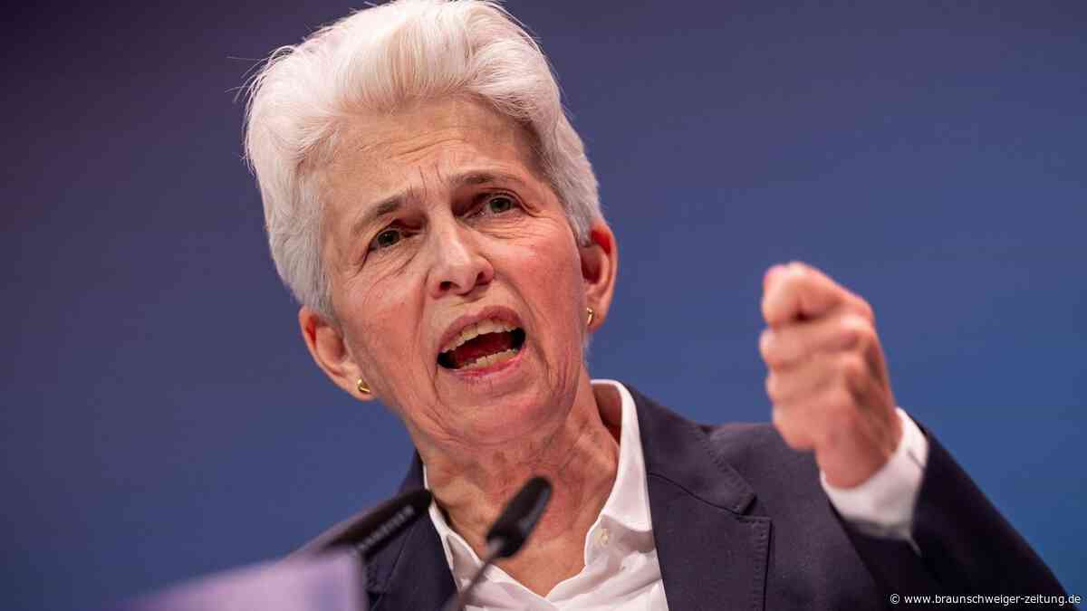 Strack-Zimmermann wirft Merkel schweren strategischen Fehler vor – „Todsünde“