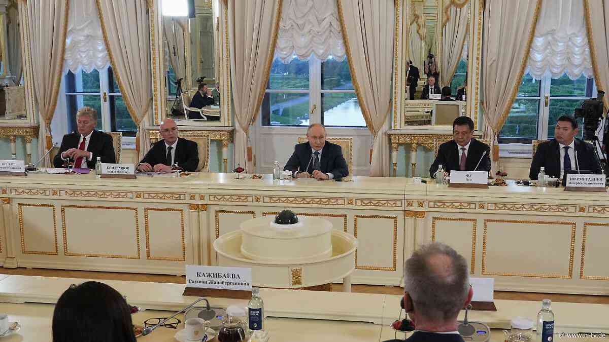 Kremlchef adelt AfD und Schröder: Putin gibt in Ukraine-Frage keinen Millimeter nach