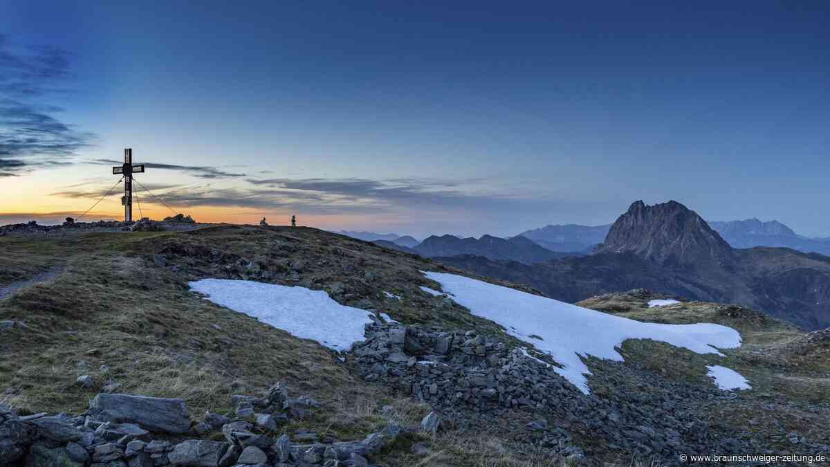 Tragisches Unglück: Deutscher Wanderer stürzt 100 Meter in die Tiefe und stirbt