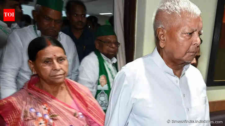 Bihar government withdraws Lalu Yadav, Rabri Devi's Z-plus security cover