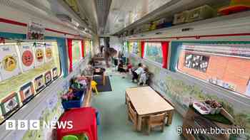 Railway carriage classrooms inspire pupils